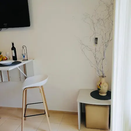 Jasmine A17 Cozy Sunny ساني بيتش