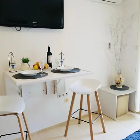 Jasmine A17 Cozy Sunny Lägenhet *