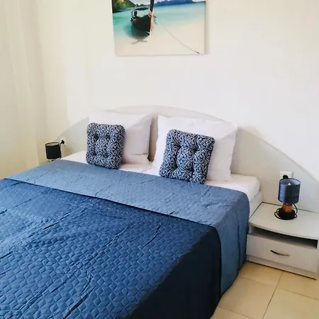 Jasmine A17 Cozy Sunny Lägenhet Slăntjev Brjag